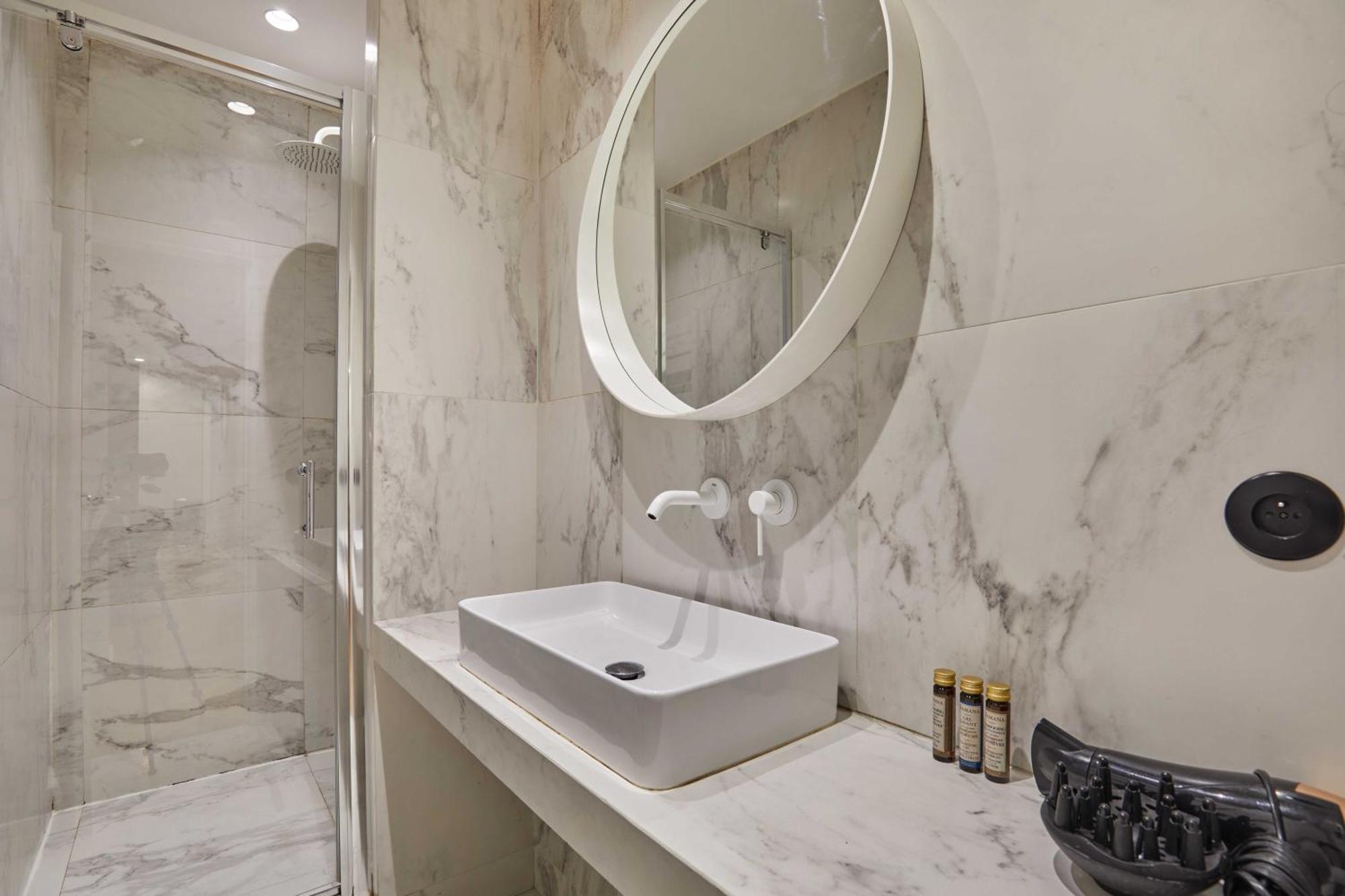 Appartement CMG Batignolles/ Mairie du 17ème à Paris Extérieur photo
